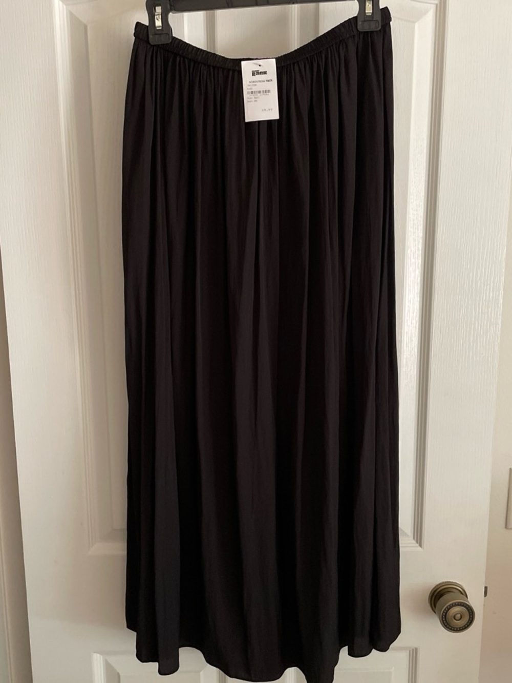 Tahari Women's Black Elastic Waist Maxi Skirt